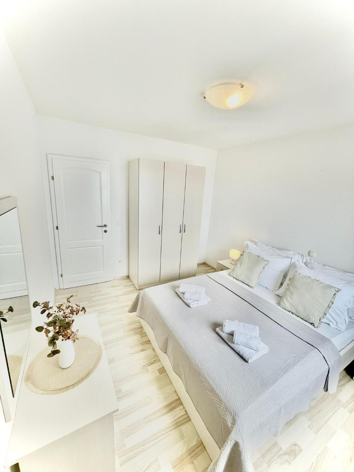 Apartments Katara Brela Extérieur photo