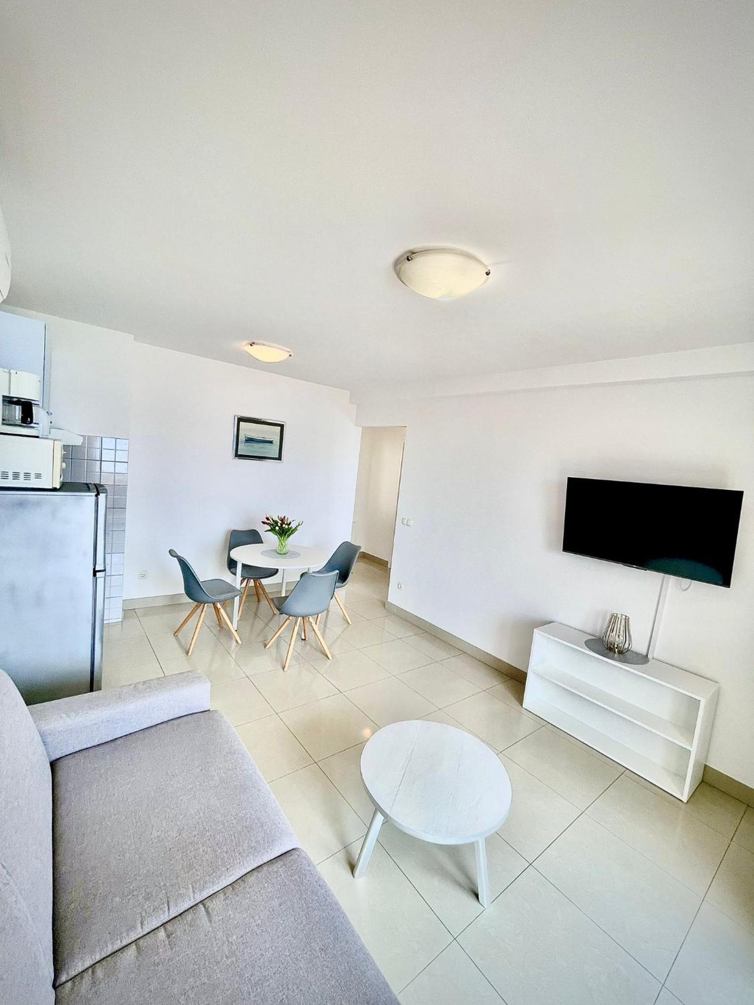 Apartments Katara Brela Extérieur photo